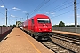 Siemens 21024 - �BB "2016 100"
05.06.2017
Wien, Bahnhof Praterkai [A]
Howard Lewsey